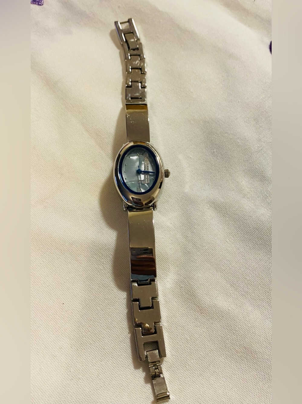 Vintage Shanghai Artistic Silver Women's Oval Bracelet Watch with Blue Dial
